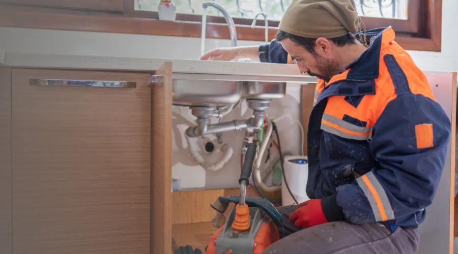 Expert burst pipe repair services in Robards, KY